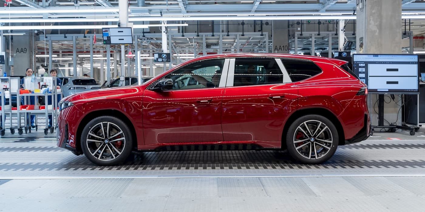 BMW iX3 orders near 100,000, production ramps at record pace