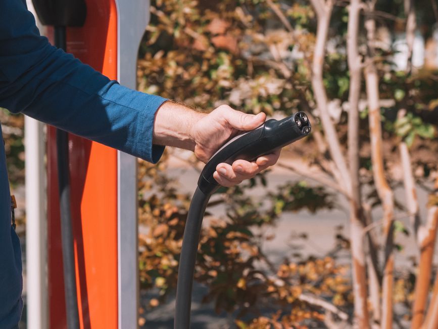 Autel offers a new cable protection program for public EV chargers
