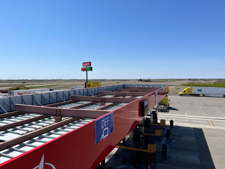 Fuel-Cell Trucks Need Corridor Density, Not Scattered Pilot Stations