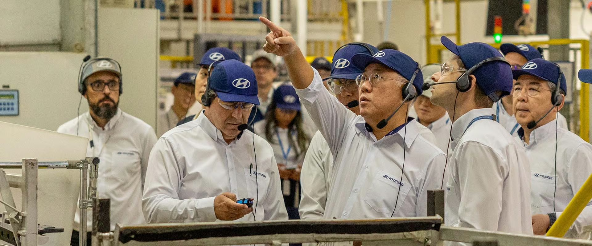 Hyundai Chairman Visits Brazil Plant to Boost Electrified SUV and Hybrid Strategy