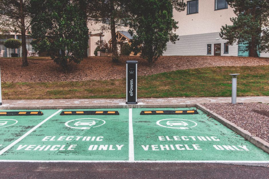 Shared EV fleets cut parking demand—if zoning laws catch up with their real needs